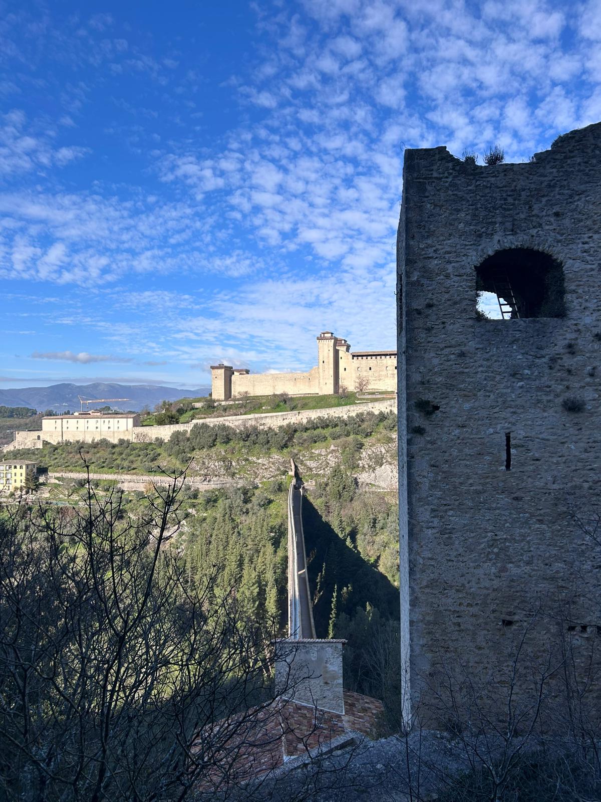 Il Fortilizio dei Mulini e la Rocca Albornoziana